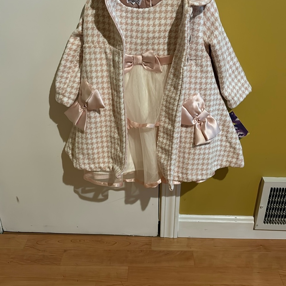 NWT 2T pink and white Blueberi Boutique Dress with matching coat